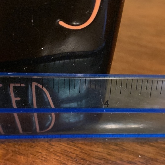 NEW! Rae Dunn  BLACK HAUNTED HOUSE TABLETOP HALLOWEEN CLOCK - Picture 8 of 8